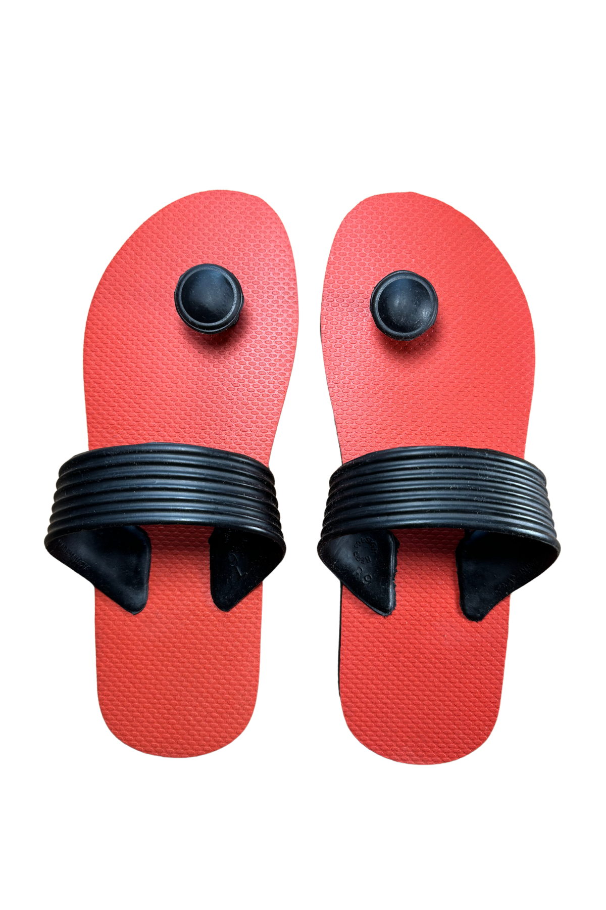 Aussie thongs - 100% natural rubber slippers | Flip flops designed for well-being and purpose. Discover vibrant and durable flip flops that will keep you feeling authentic and unique at every step. Our flip flops are comfortable and don't bite. Explore the best selection of slippers and thongs today.